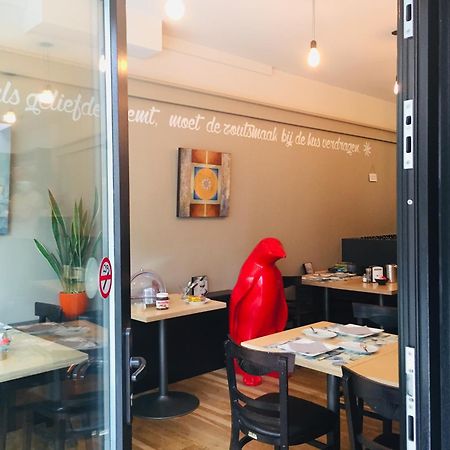 オステンド Logies Zen Aan Zee Bed & Breakfast エクステリア 写真